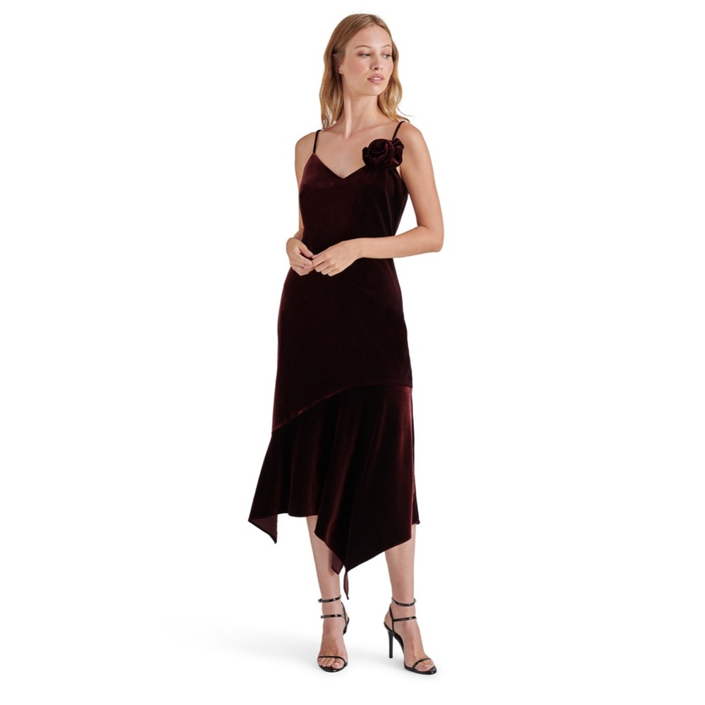 Steve Madden Women's Lucille Velvet Rosette Midi Red Wine Dress